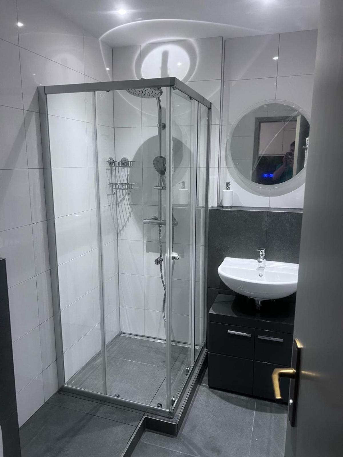 Viktor Apartment 티티제-노이슈타트 외부 사진